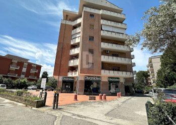 Foto 1 - Trilocale VIA DELLA RESISTENZA
 
77, Rende - foto 1