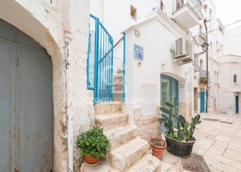 Foto 2 - Casa indipendente Via Penna della Galera
 
3, Polignano a Mare - foto 2