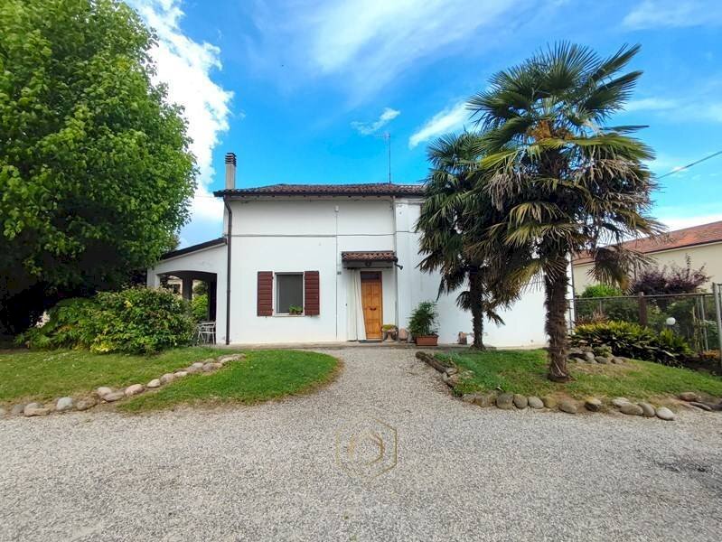 Foto 1 - Independent house Via per San Biagio, Bondeno - photo 1