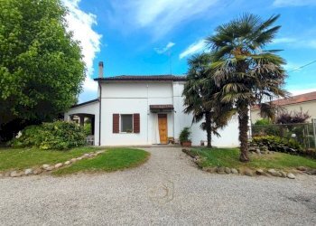 Foto 1 - Independent house Via per San Biagio, Bondeno - photo 1