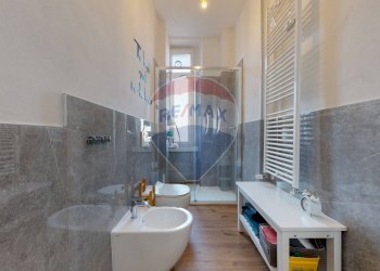 Bagno - Bilocale Piazza Pompeo Castelli
 
1, Milano - foto 26