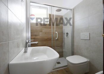 Bagno - Three-room apartment Via Ettore Fieramosca
62, Bari - photo 9