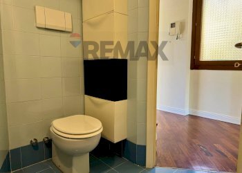 Bagno - Bilocale VIA ROBARELLO
 
13, Varese - foto 15