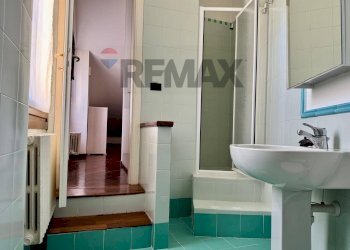 Bagno - Bilocale VIA ROBARELLO
 
13, Varese - foto 26