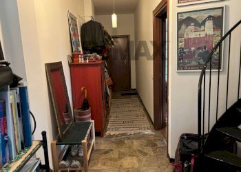 Hall / corridoio - Two-room apartment VIA MONSIGNOR PROSERPIO
 
11, Varese - photo 6