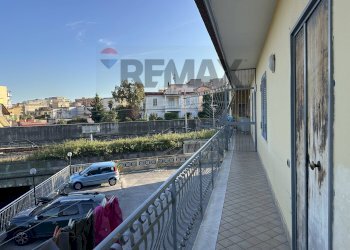 Balcone - Stabile - Palazzo via Cosenza
 
4, Casoria - foto 10