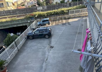 Balcone - Stabile - Palazzo via Cosenza
 
4, Casoria - foto 11