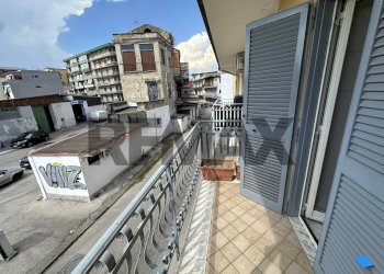 Balcone - Stabile - Palazzo via Cosenza
 
4, Casoria - foto 26