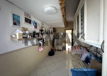 Soggiorno - Stabile - Palazzo via Cosenza
 
4, Casoria - foto 28