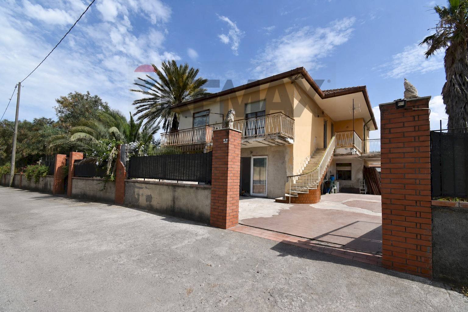 Casa all\'aperto - Villa Via Salina
 
32, Catania - foto 1