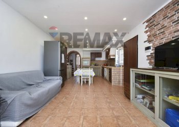Sala da pranzo - Villa Via Salina
 
32, Catania - foto 8