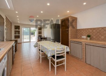 Cucina - Villa Via Salina
 
32, Catania - foto 10
