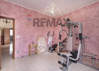 Palestra - Villa Via Salina
 
32, Catania - foto 32