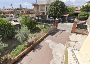 Edificio all\'aperto - Villa Via Salina
 
32, Catania - foto 37