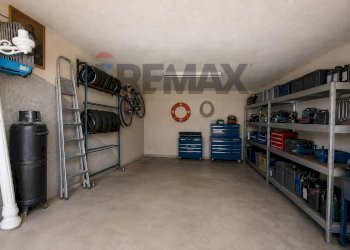 Dispensa di stoccaggio - Villa Via Salina
 
32, Catania - foto 41