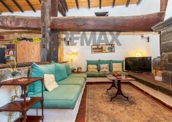 Soggiorno - Villa Via Cozzarelle
 
91, Trecastagni - photo 39