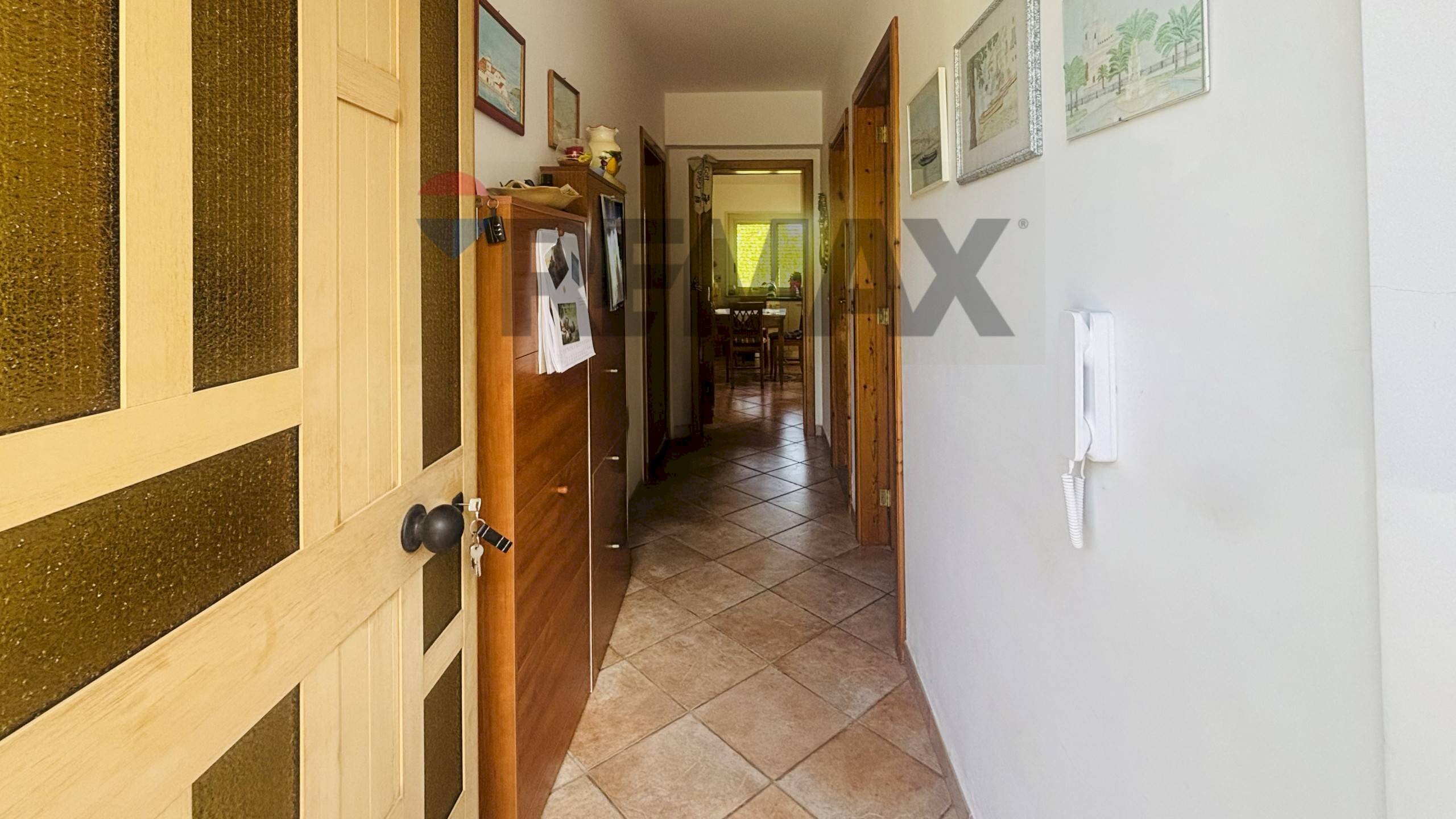 Hall / corridoio - Casa indipendente CONTRADA MELIA
 
SN, Gualtieri Sicaminò - foto 2