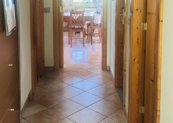 Hall / corridoio - Casa indipendente CONTRADA MELIA
 
SN, Gualtieri Sicaminò - foto 4