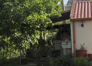 Giardino - Casa indipendente CONTRADA MELIA - PIETRAZZE
 
SN, Gualtieri Sicaminò - foto 14