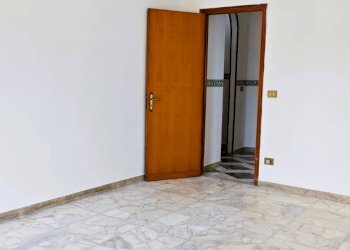 Stanza vuota - Appartamento Via Emanuele Bellia
 
snc, Paterno - foto 14
