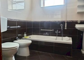 Bagno - Appartamento Via Emanuele Bellia
 
snc, Paterno - foto 22