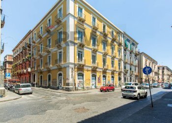 Edificio all\'aperto - Appartamento Via Biondi
 
16, Catania - foto 1