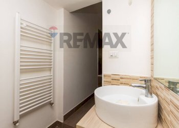 Bagno - Appartamento Via Biondi
 
16, Catania - foto 40