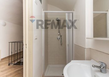 Bagno - Appartamento Via Biondi
 
16, Catania - foto 44