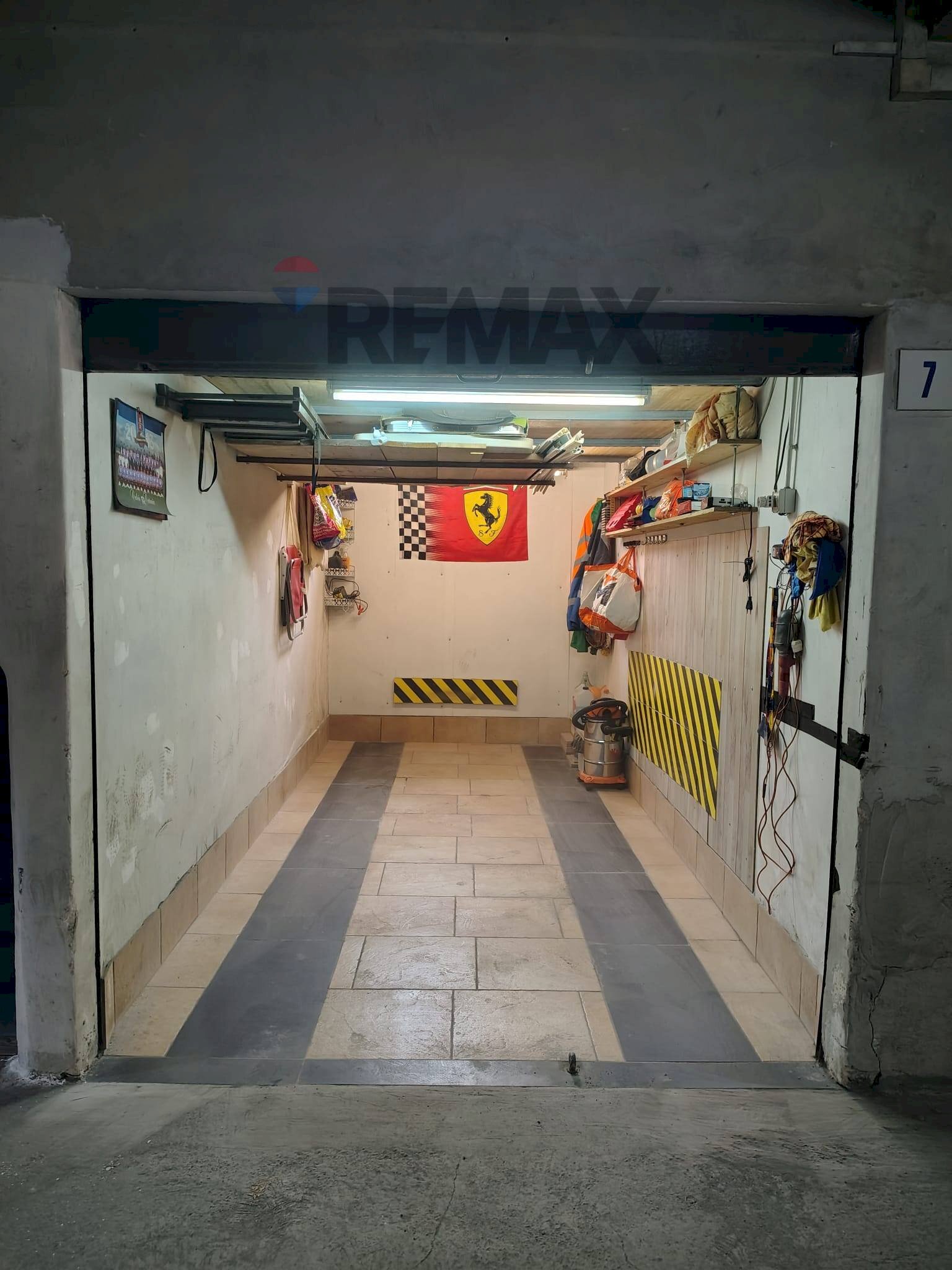 Parcheggio - Box Via Vittorio Emanuele
 
88, Gravina di Catania - foto 1