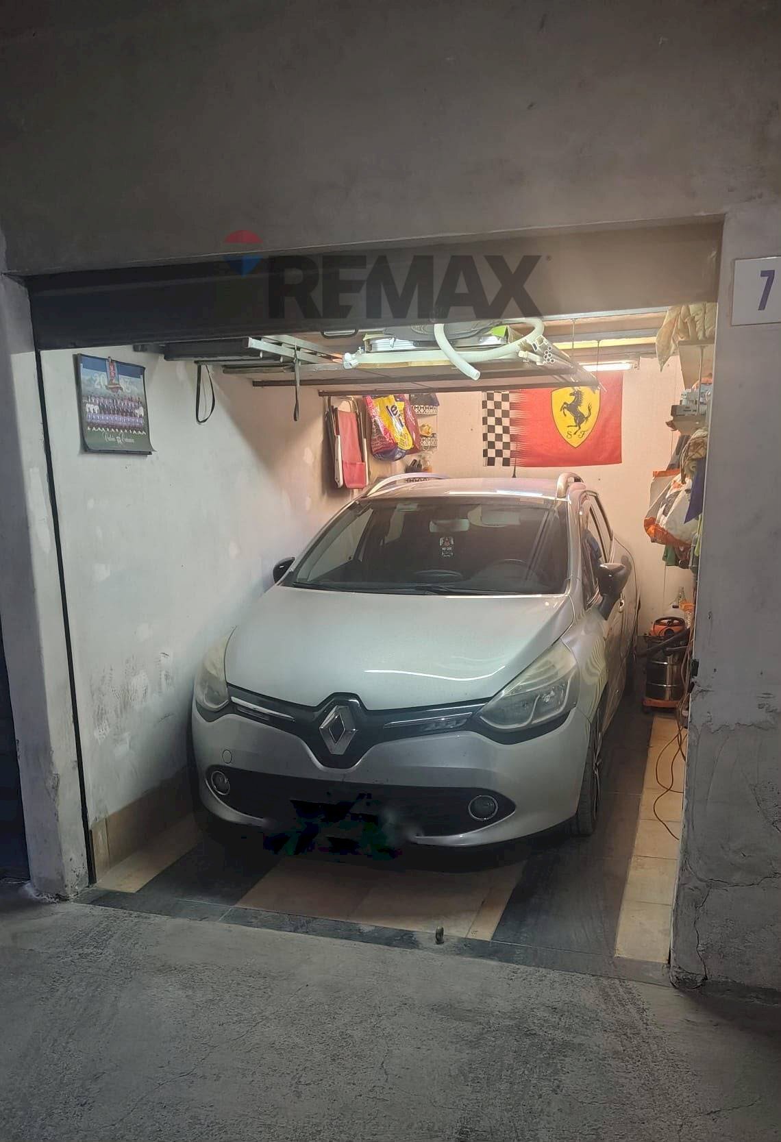 Parcheggio - Box Via Vittorio Emanuele
88, Gravina di Catania - photo 3