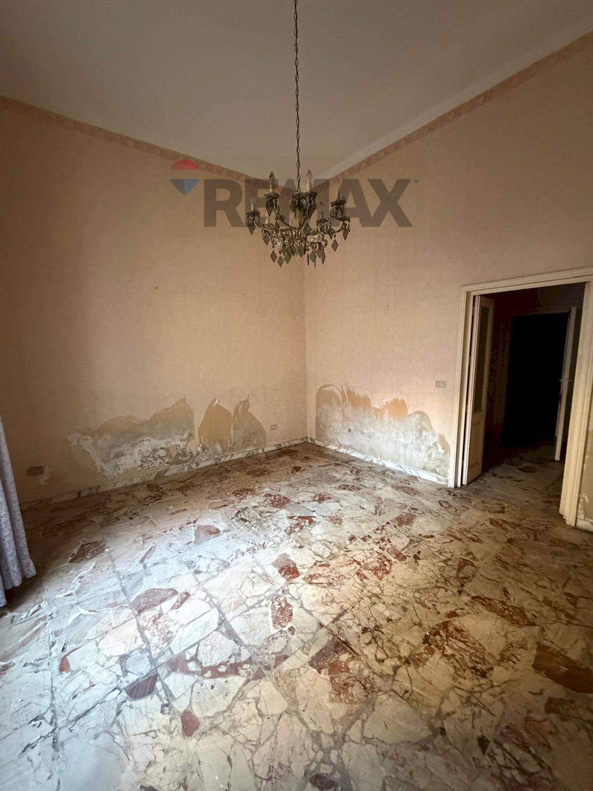 Stanza vuota - Casa indipendente Via Carso
 
183, Paterno - foto 1