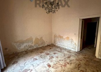 Stanza vuota - Casa indipendente Via Carso
 
183, Paterno - foto 1