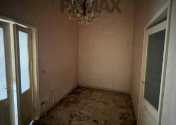 Stanza vuota - Casa indipendente Via Carso
 
183, Paterno - foto 3