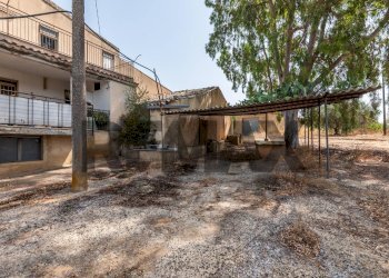 Casa all\'aperto - Casa indipendente Via Tiziano
 
14, Caltagirone - foto 1