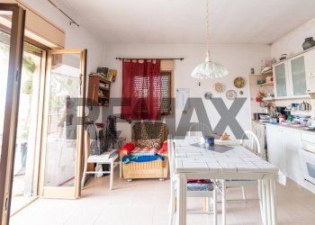 Sala da pranzo - Casa indipendente Via Tiziano
 
14, Caltagirone - foto 36