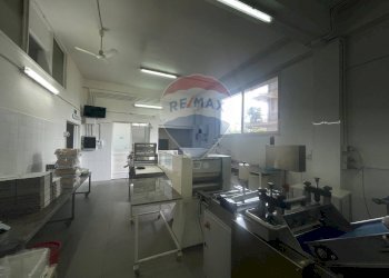 Cucina - Laboratory via aldo moro
28, Santa Maria di Licodia - photo 2