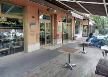 Edificio all\'aperto - Commercial Premises via vampolieri
9, Aci Catena - photo 1