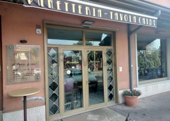 Edificio all\'aperto - Commercial Premises via vampolieri
9, Aci Catena - photo 2