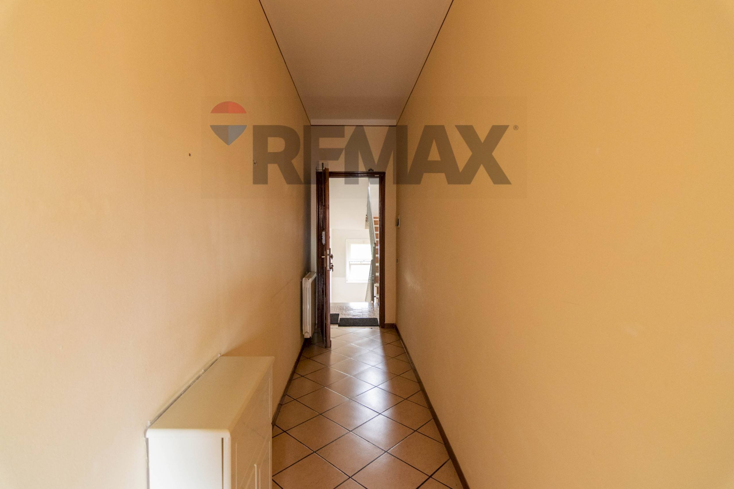 Hall / corridoio - Trilocale Via Regione Siciliana
35, Mascalucia - foto 3