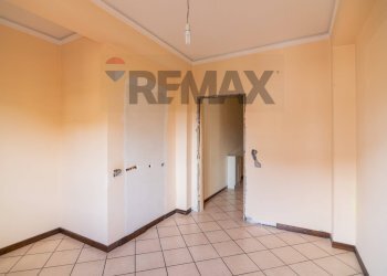 Stanza vuota - Trilocale Via Regione Siciliana
 
35, Mascalucia - foto 6