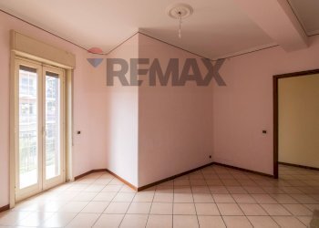 Stanza vuota - Trilocale Via Regione Siciliana
 
35, Mascalucia - foto 9
