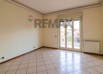 Stanza vuota - Trilocale Via Regione Siciliana
 
35, Mascalucia - foto 10