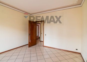 Stanza vuota - Trilocale Via Regione Siciliana
 
35, Mascalucia - foto 11