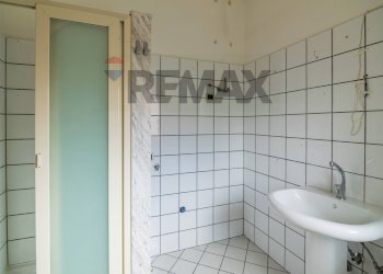 Bagno - Trilocale Via Regione Siciliana
 
35, Mascalucia - foto 13
