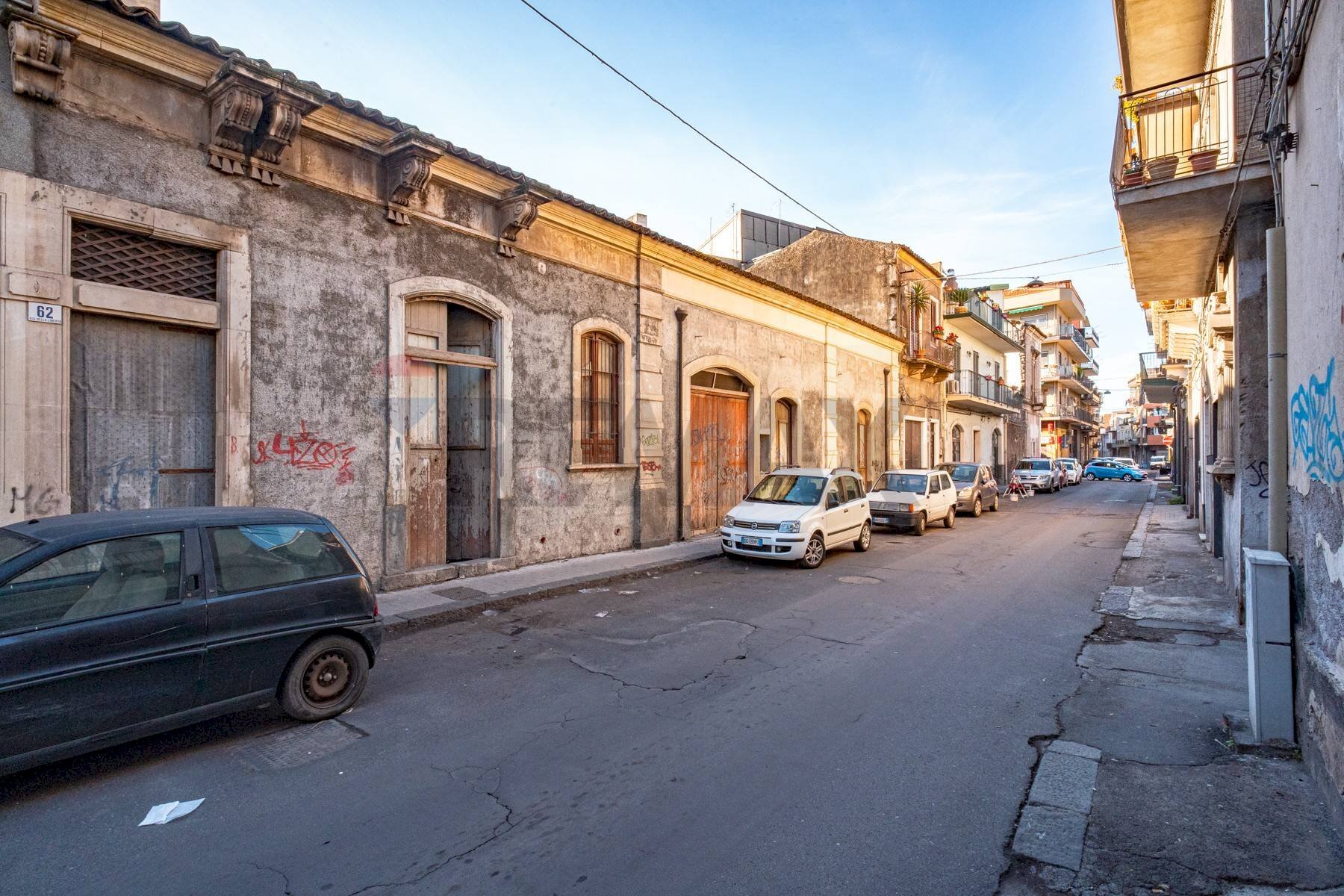 Edificio all\'aperto - Casa indipendente viale libertà
60, Paterno - foto 3