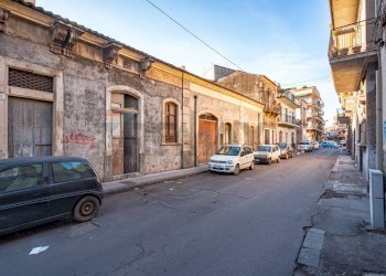 Edificio all\'aperto - Casa indipendente viale libertà
 
60, Paterno - foto 3