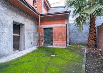 Casa all\'aperto - Casa indipendente viale libertà
 
60, Paterno - foto 9