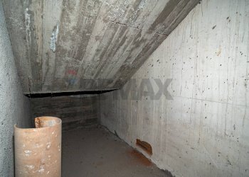 Stanza vuota - Casa indipendente viale libertà
 
60, Paterno - foto 18