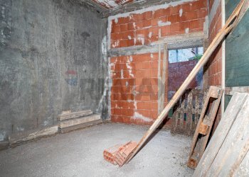 Scale - Casa indipendente viale libertà
 
60, Paterno - foto 38