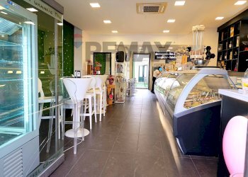 Sala da pranzo - Cafeteria - Cold Bar Corso Ara di Giove
70, Pedara - photo 8